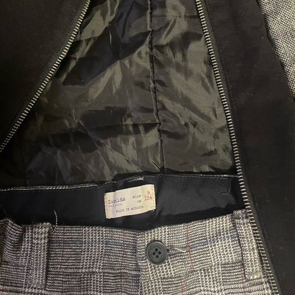 guess jacket 🧥 with pants 👖 - Picture 8 of 13
